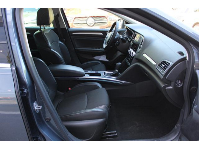Renault Megane 1.5 dCi EDC 