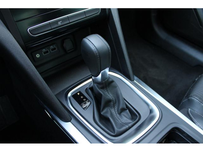 Renault Megane 1.5 dCi EDC 