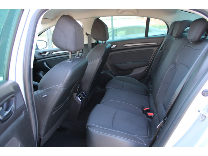 Renault Megane 1.5 dCi EDC 