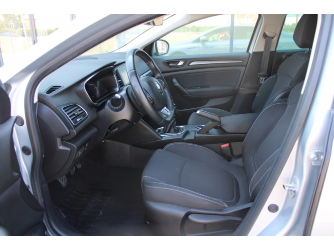 Renault Megane 1.5 dCi EDC 