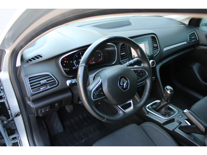 Renault Megane 1.5 dCi EDC 
