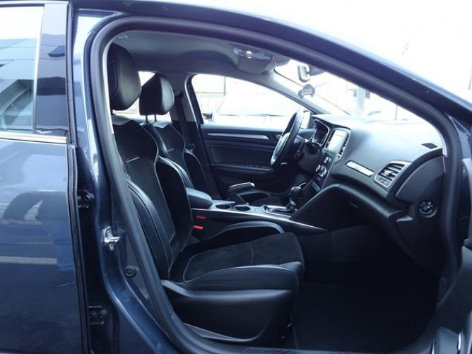 Renault Megane 1.5 dCi EDC Intens 