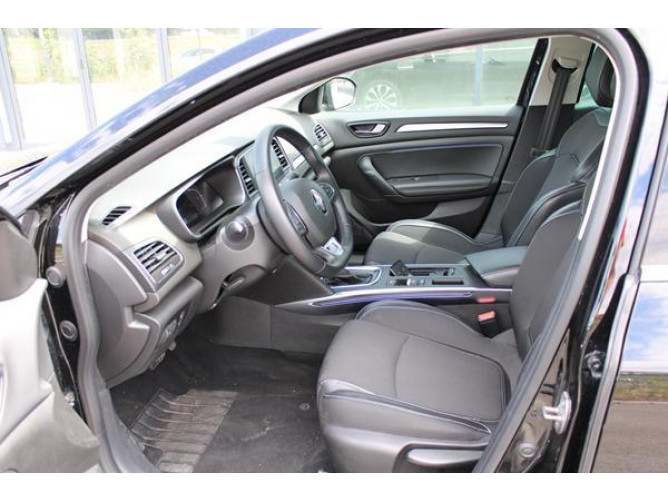 Renault Megane 1.5 dCi EDC 