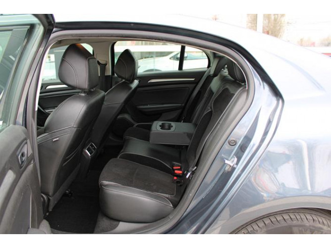 Renault Megane 1.5 dCi Intens EDC 