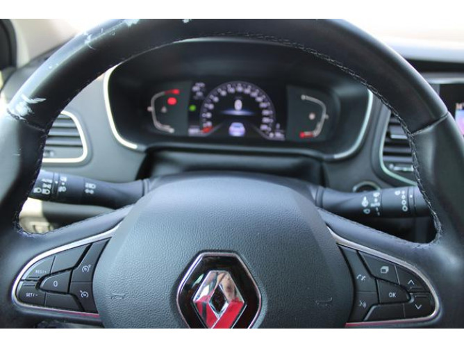 Renault Megane 1.5 dCi EDC 