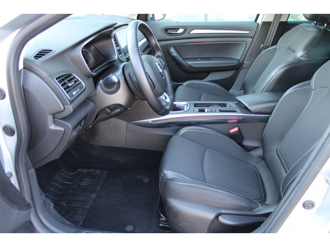 Renault Megane 1.5 dCi EDC 