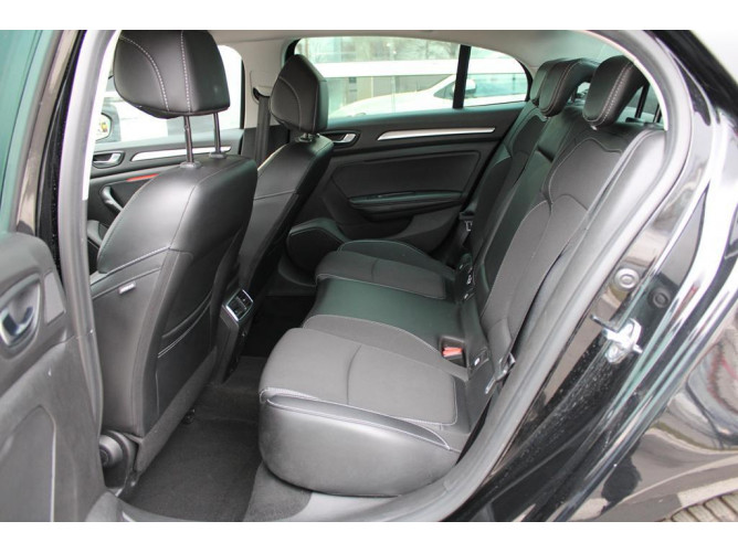 Renault Megane 1.5 dCi Intens EDC 