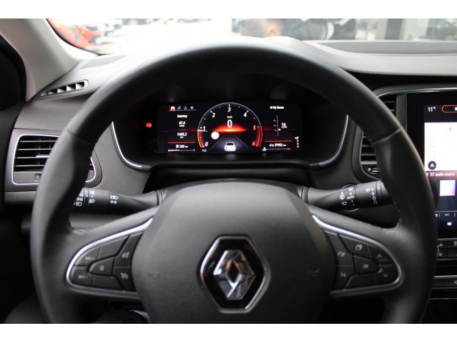 Renault Megane 1.5 dCi Intens EDC 