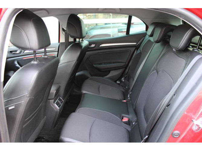 Renault Megane 1.5 dCi EDC 