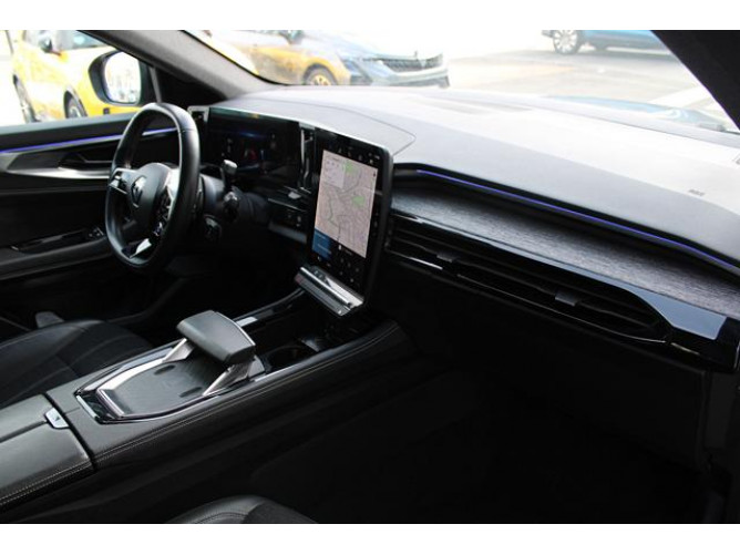 Renault Austral 1.3 tCe Hybrid DCT 