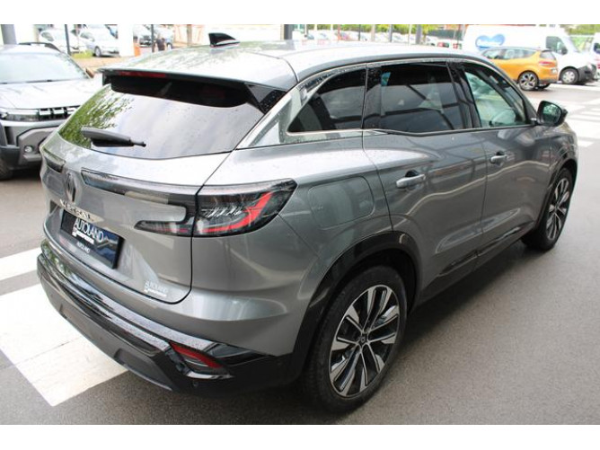 Renault Austral 1.3 tCe Hybrid 