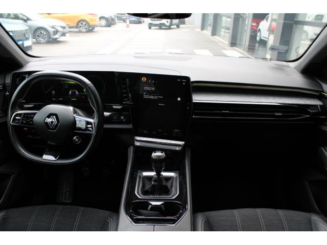 Renault Austral 1.3 tCe Hybrid 