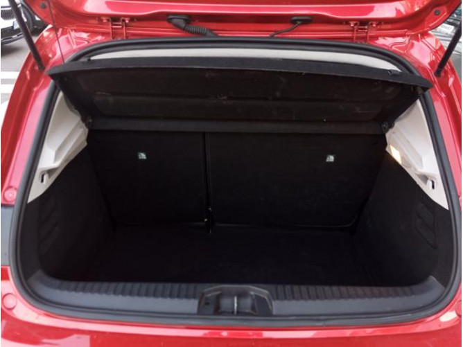 Renault Clio 1.0 tCe Limited CVT 