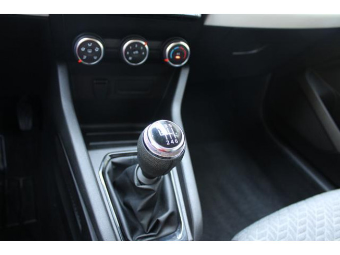 Renault Clio 1.0 tCe Limited 