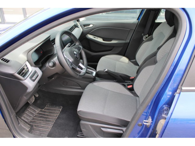 Renault Clio 1.6 E-tech Hybrid 
