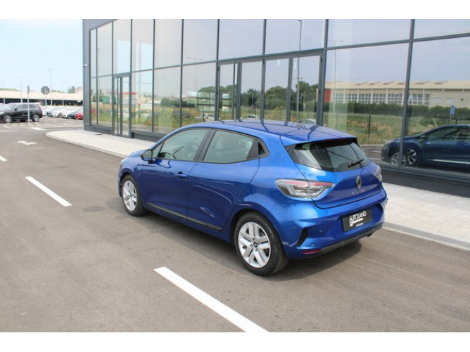 Renault Clio 1.6 E-tech Hybrid 