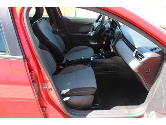 Renault Clio 1.6 E-tech Hybrid 