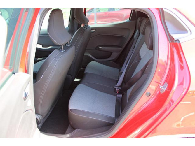 Renault Clio 1.6 E-tech Hybrid 