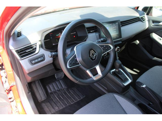 Renault Clio 1.6 E-tech Hybrid 