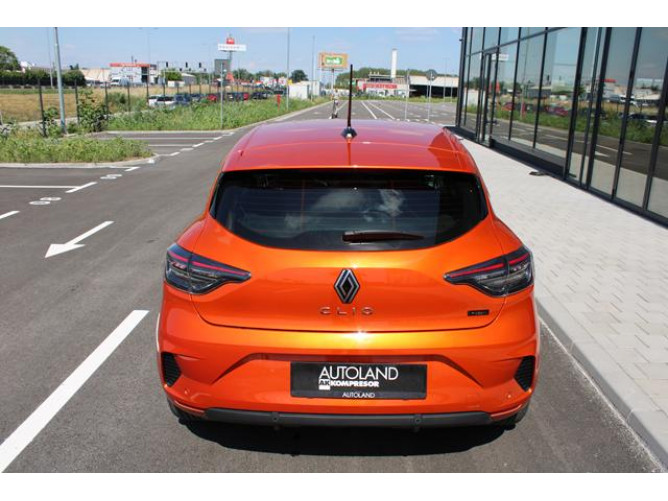 Renault Clio 1.6 E-tech Hybrid 
