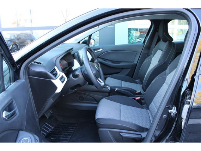 Renault Clio 1.0 tCe Limited CVT 