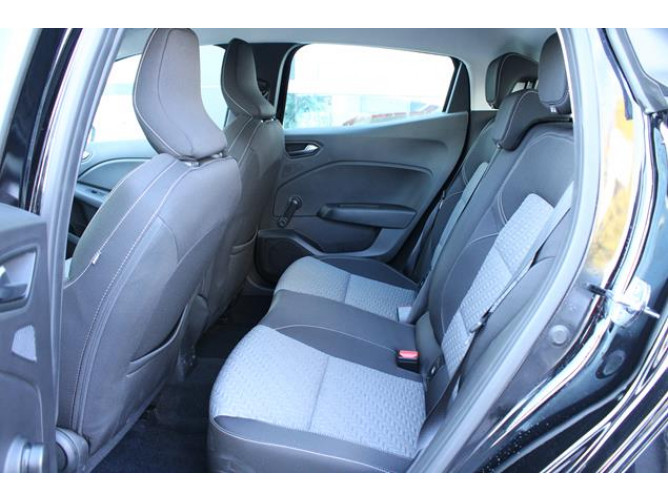 Renault Clio 1.0 tCe Limited CVT 