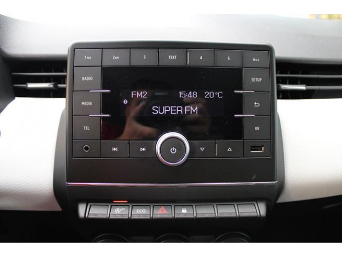 Renault Clio 1.0 tCe Limited 