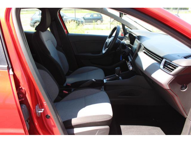 Renault Clio 1.6 E-tech Hybrid 