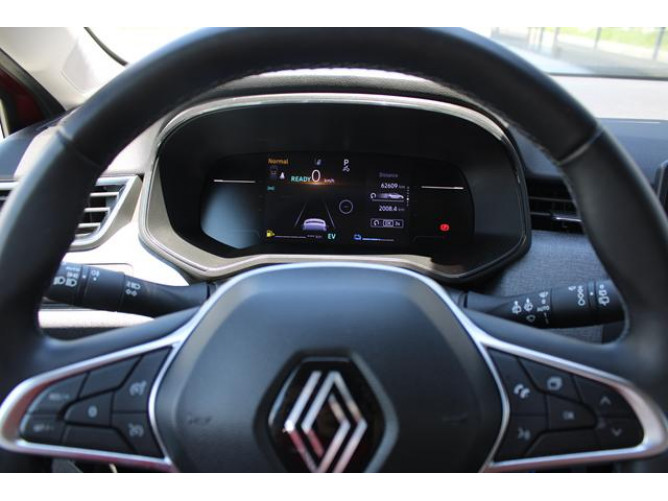 Renault Clio 1.6 E-tech Hybrid 