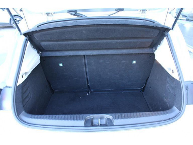 Renault Clio 1.0 tCe Limited CVT 