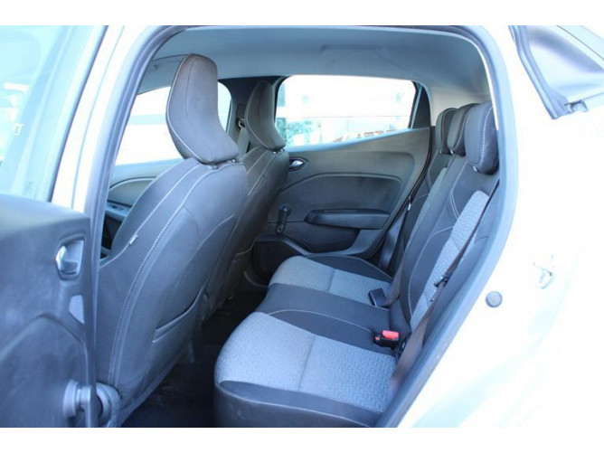 Renault Clio 1.0 tCe Limited CVT 