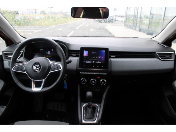 Renault Clio 1.6 E-tech Hybrid 