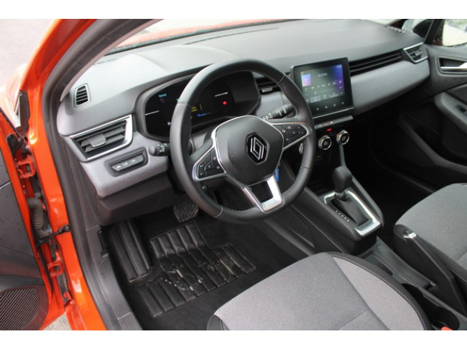 Renault Clio 1.6 E-tech Hybrid 