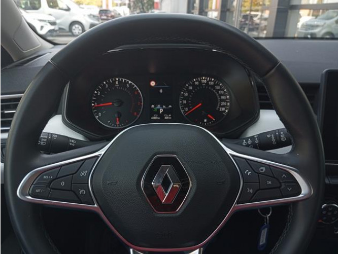 Renault Clio 1.0 tCe CVT 