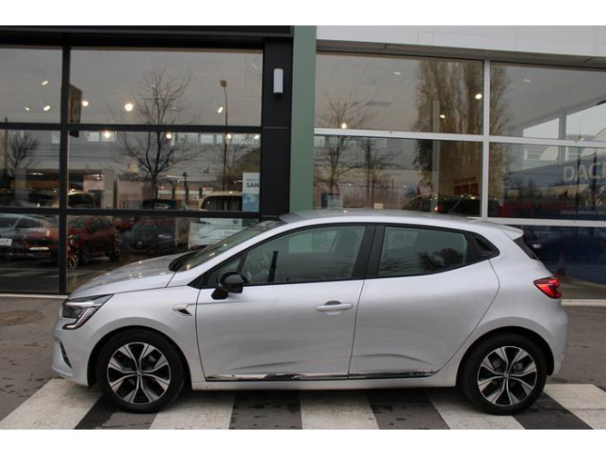 Renault Clio 1.0 tCe Limited CVT 