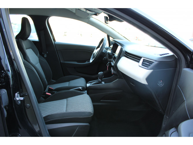 Renault Clio 1.0 tCe Limited CVT 