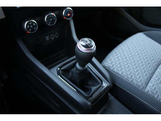 Renault Clio 1.0 tCe Limited 