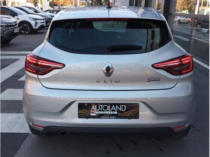 Renault Clio 1.0 tCe Limited CVT 