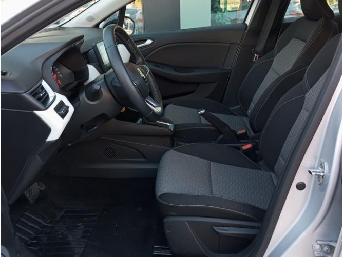 Renault Clio 1.0 tCe Limited CVT 