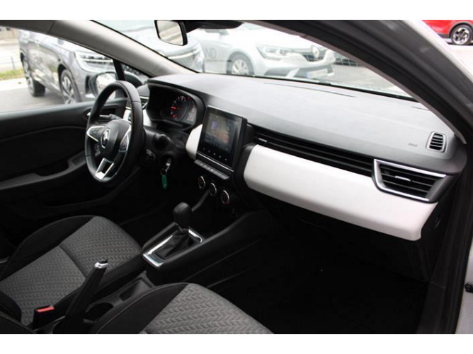 Renault Clio 1.0 tCe Limited CVT 