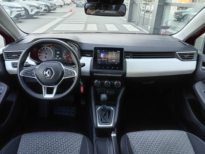 Renault Clio 1.0 tCe Limited CVT 