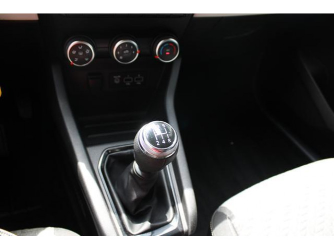 Renault Clio 1.0 sCe Limited 