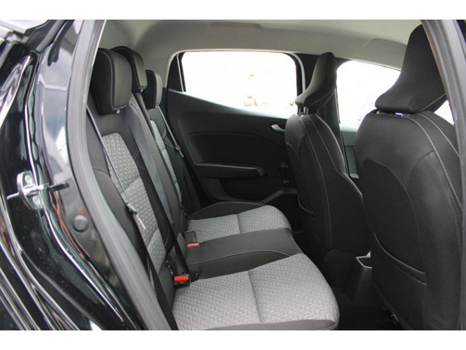 Renault Clio 1.0 tCe Limited CVT 