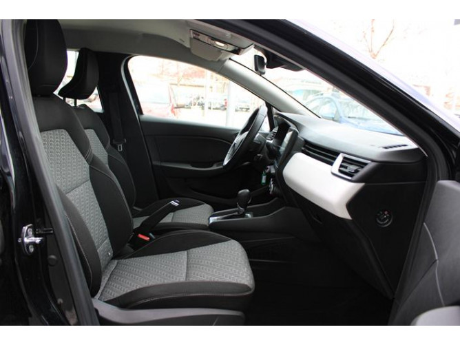 Renault Clio 1.0 tCe Limited CVT 