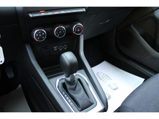 Renault Clio 1.0 tCe Intens 