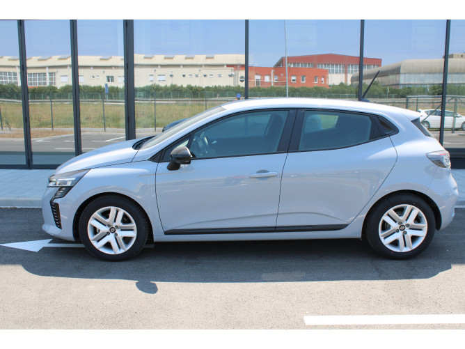 Renault Clio 1.6 E-Tech Hybrid 