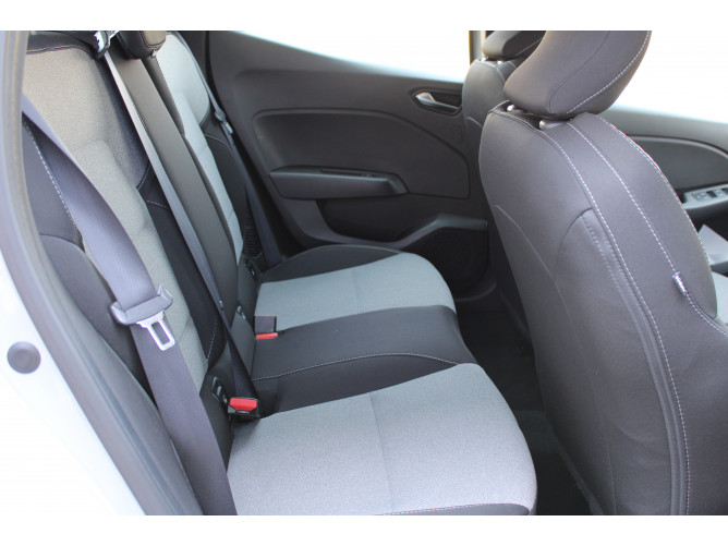 Renault Clio 1.6 E-Tech Hybrid 