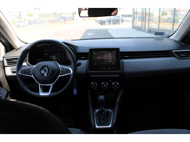 Renault Clio 1.6 E-Tech Hybrid 