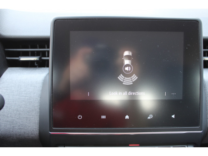 Renault Clio 1.6 E-Tech Hybrid 