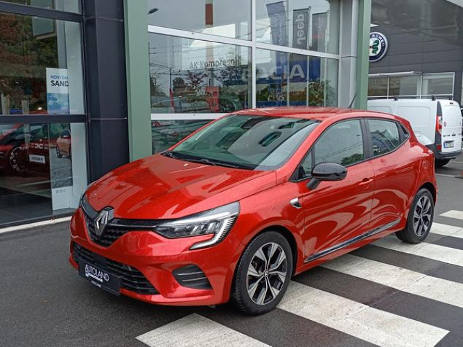 Renault Clio 1.0 tCe Limited CVT 